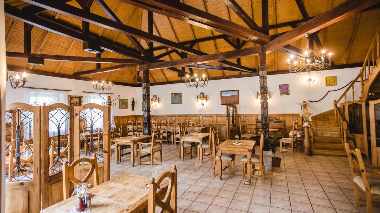 Hotel Ginti Panzio, Orseg Magyarszombatfa Exteriér fotografie