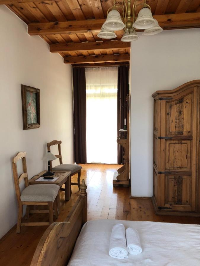 Hotel Ginti Panzio, Orseg Magyarszombatfa Exteriér fotografie